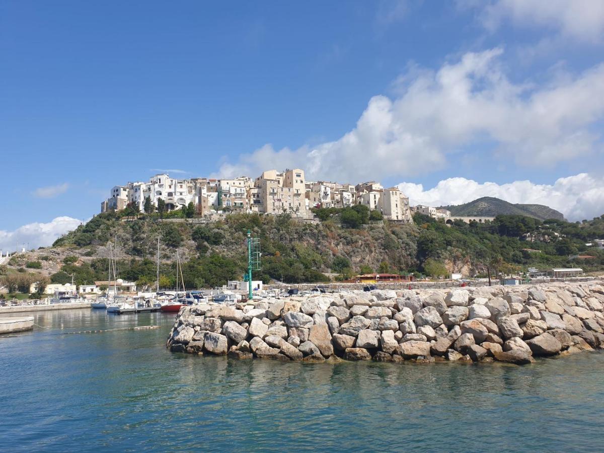 Villa Cecilia Sul Lago Fronte Mare Sperlonga Exterior photo